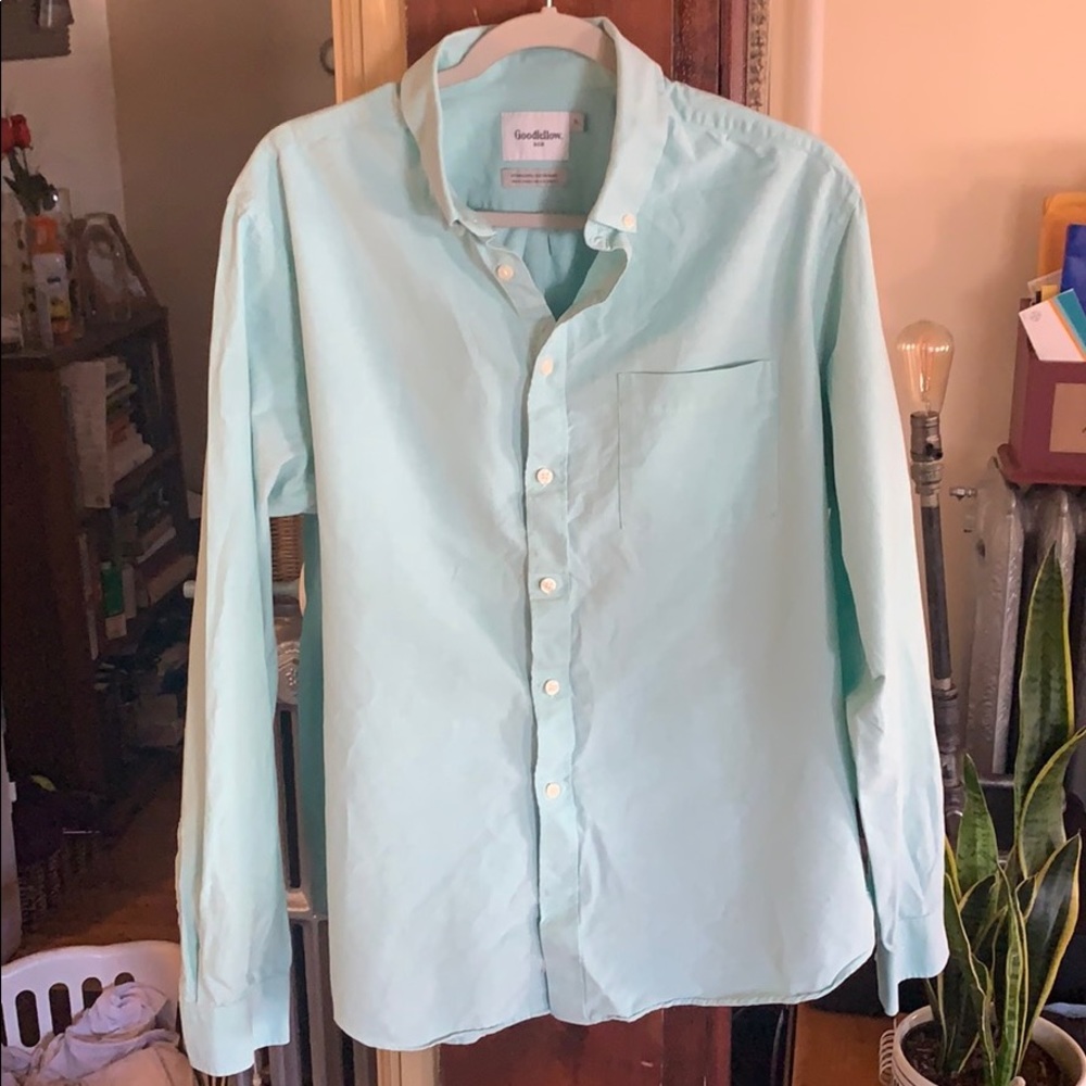 Men’s long sleeve button down